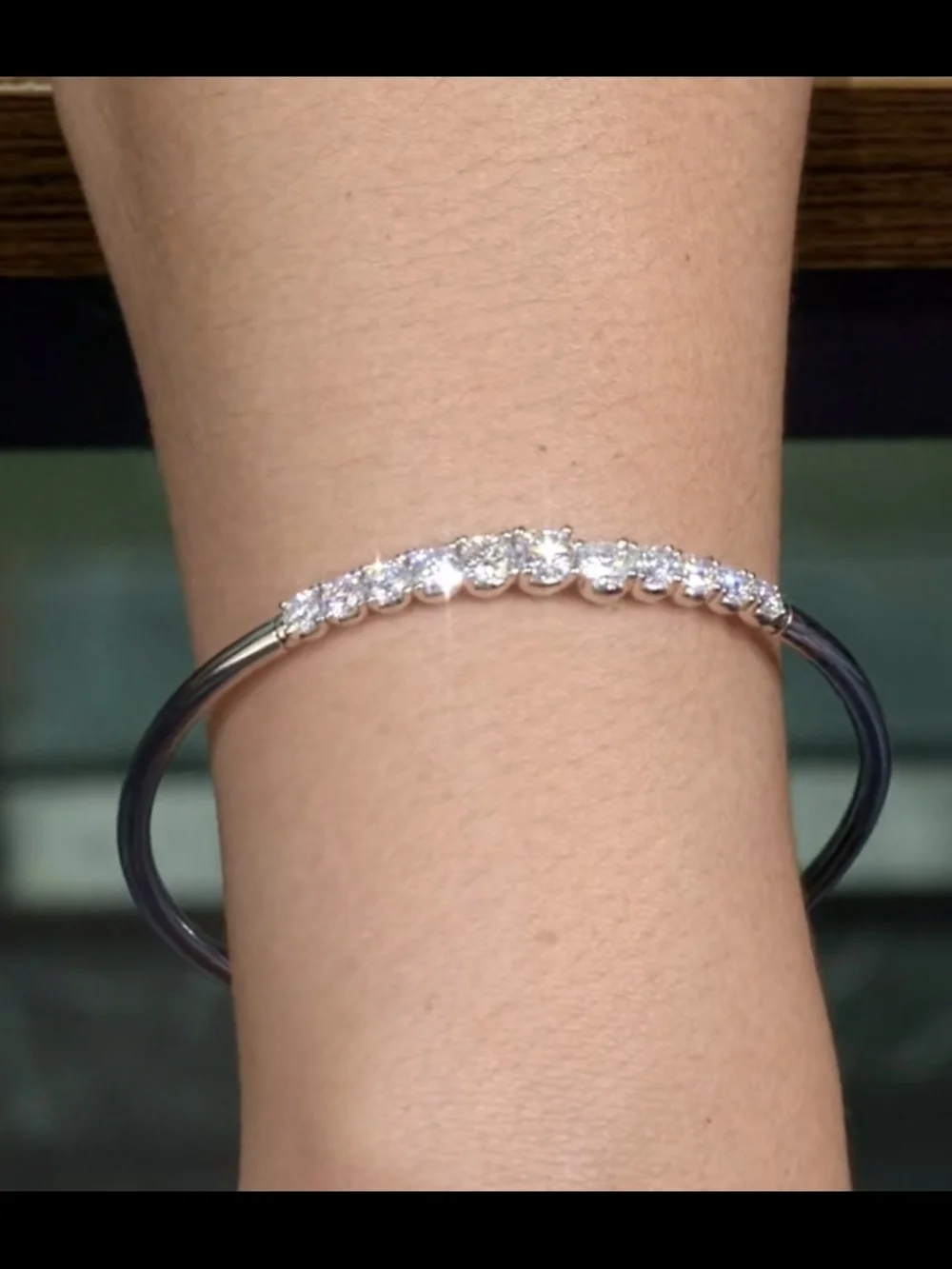 GRA Certified VVS1 3.6 CT*Moissanite Cuff Bangle New
